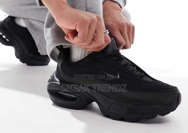 Air Nike Portal P Black · Photo 2