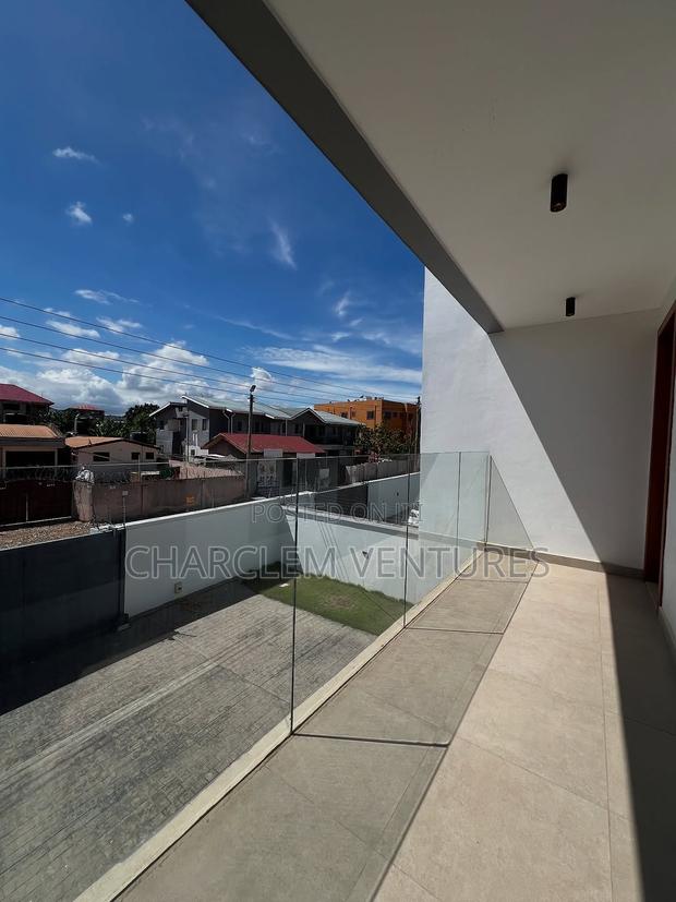 4bdrm House in Charclem Ventures, Ashomang Estate for sale · Photo 2