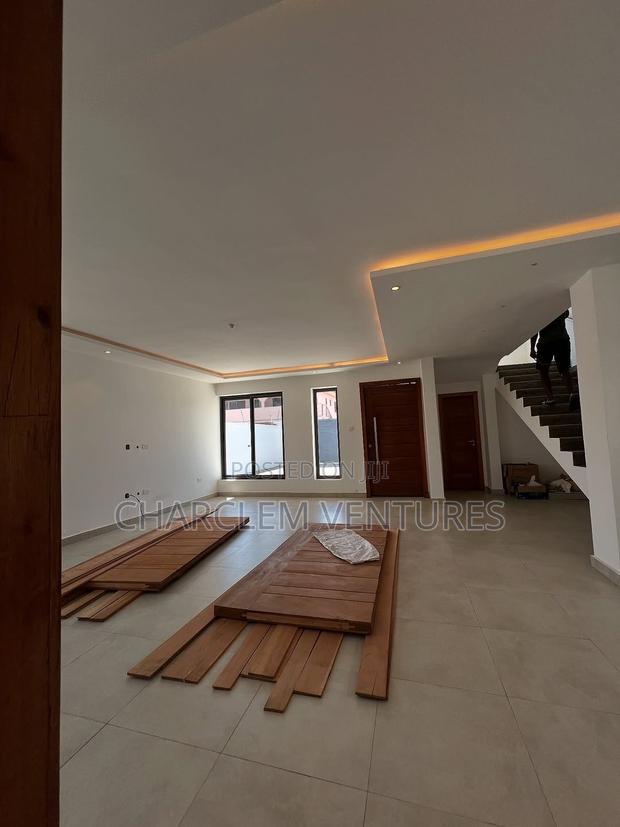 4bdrm House in Charclem Ventures, Ashomang Estate for sale · Photo 5