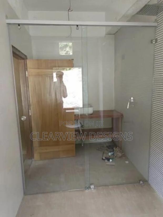 Tempered Glass Shower Enclosure / Cubicle · Photo 1