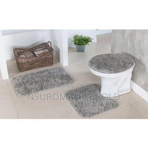 Bathroom Set · Photo 1