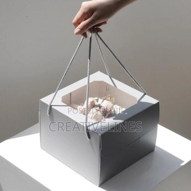 Cubic Cake Box With Rope · Photo 2