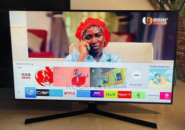 Uk Used Samsung Series 7 Smart Uhd HDR 50 Inches · Photo 6