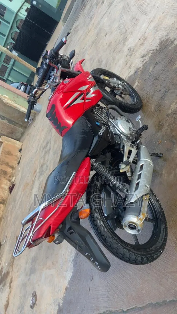 Yamaha YBR125 2019 Red