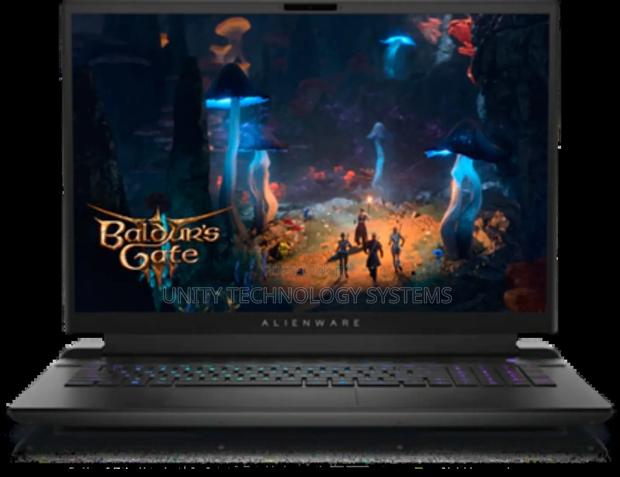 New Laptop Alienware Area-51m 16GB Intel Core I7 SSD 1T · Photo 2