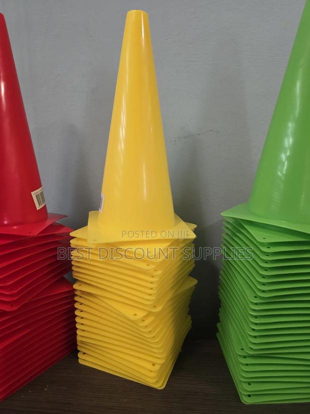 Excellent Quality Sports Training Agility Cones 32cm · Photo 4