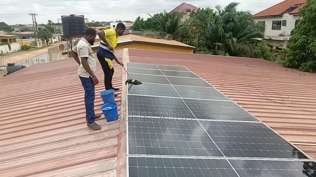 Primary Power as Solar, Ecg as Backup · Photo 1