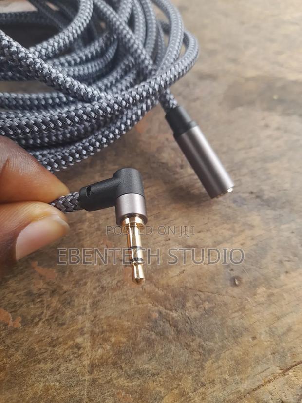 In Ear Extension 3.5mm Male to 3.5mm Female Cable 5m · Photo 1