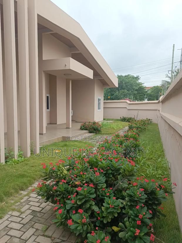 5bdrm House in Unique Key Agency, Dzorwulu for rent · Photo 1