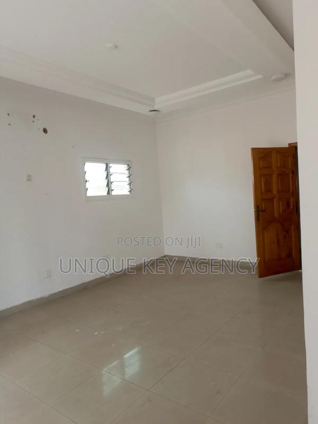 5bdrm House in Unique Key Agency, Dzorwulu for rent · Photo 8