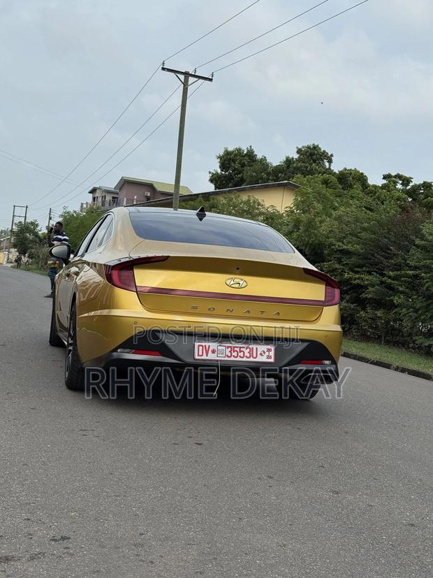 Hyundai Sonata Limited 2021 Gold