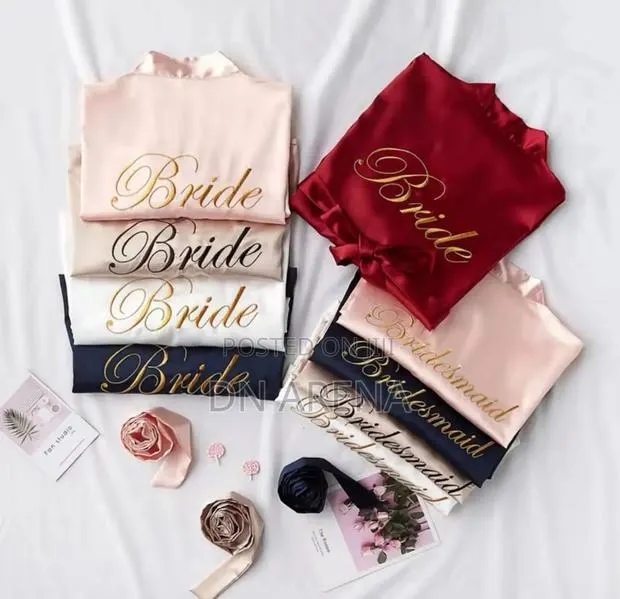 Customized Bridal Robes With Inner
Satin - Silk Robe · Photo 1