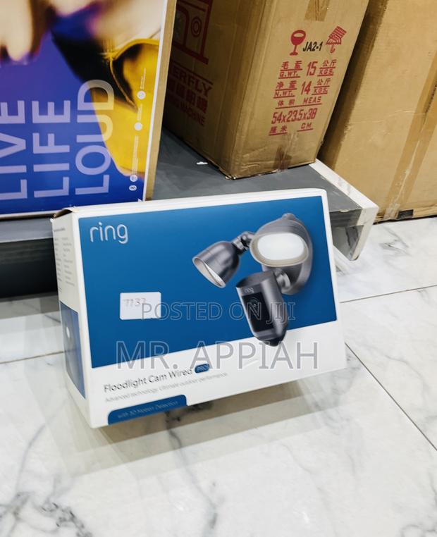 Efficiency Ring Floodlight Cam Wired Pro · Photo 1
