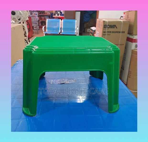 Plastic Stool Small Size · Photo 1