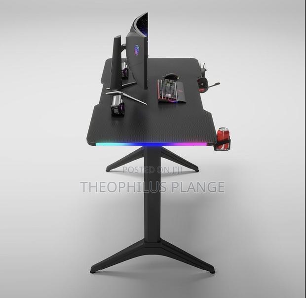 1.4 Marvo Dz01 Led Gaming Table. · Photo 1