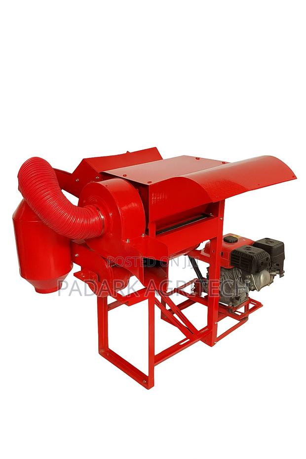 Rice Thresher With Gasoline Engine Portable · Photo 1