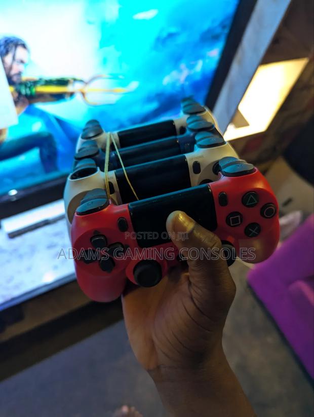 Ps4,Ps3,Ps5 Original Controllers Available · Photo 2