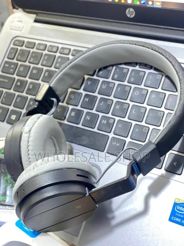 Sh-12 Wireless Headphones · Photo 3