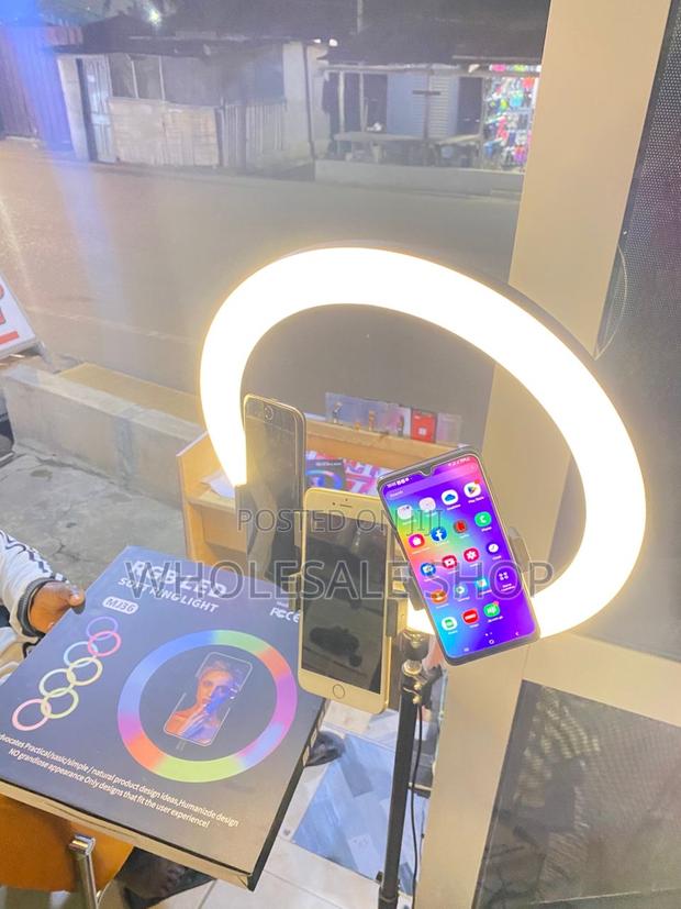 14 “Inches” RGB Led Soft Ring Light · Photo 4