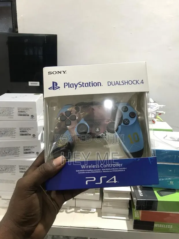 PS4 Controller · Photo 1