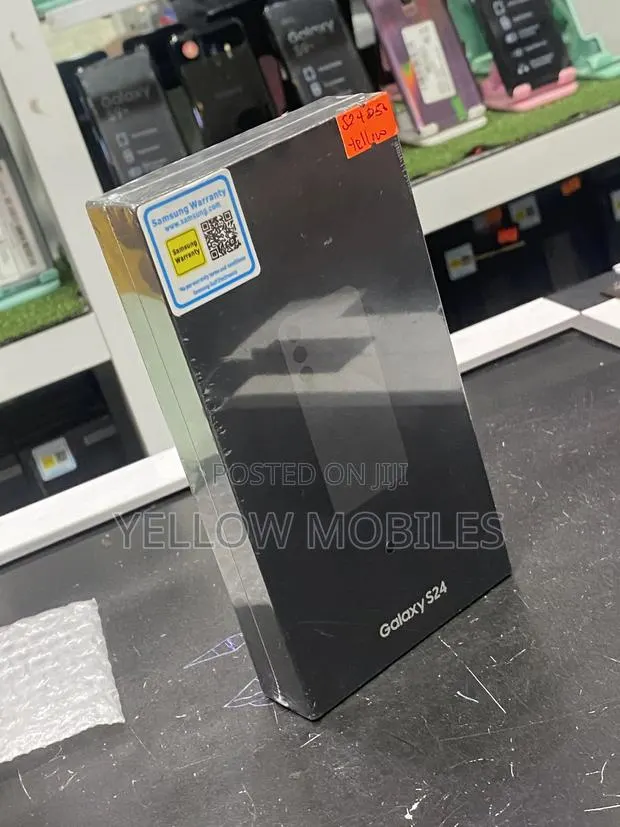 New Samsung Galaxy S24 256 GB Yellow · Photo 1