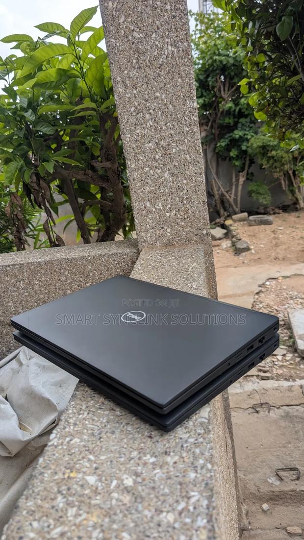New Laptop Dell Latitude 7480 8GB Intel Core I5 SSD 256GB · Photo 3