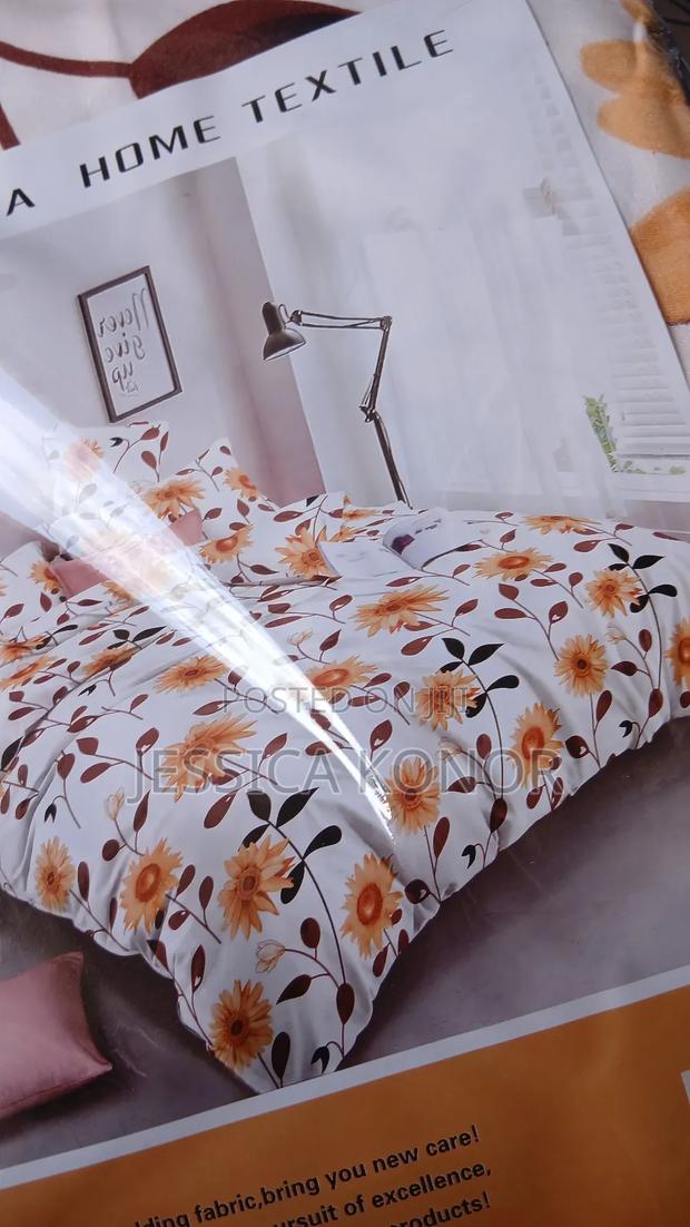 Lovely Cotton Bedsheet · Photo 1