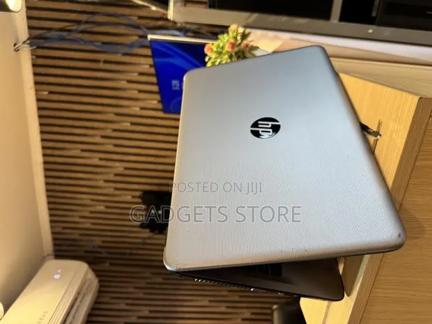 Laptop HP 15 8GB Intel Core i5 SSD 256GB · Photo 1