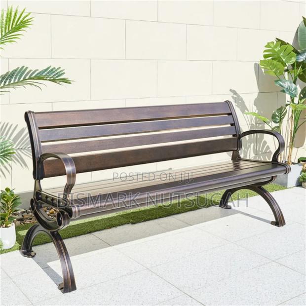 Garden Lounge Bench Chairs · Photo 4