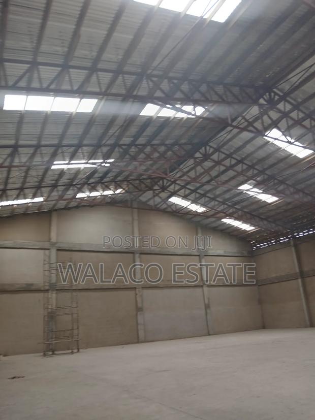 800square Metre Warehouse at Tesano for Rent · Photo 2
