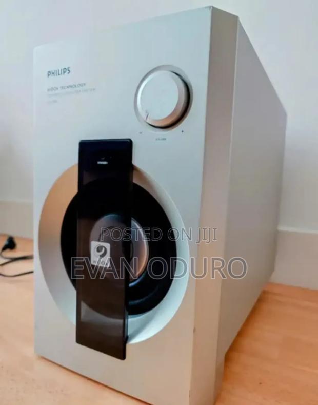 Powerful Active Bass Reflex Philips Dual Subwoofer Magnetic · Photo 1