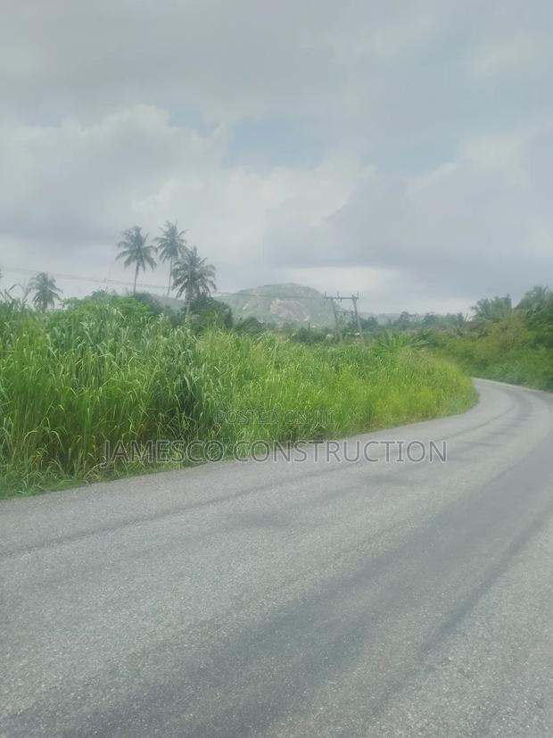 500 Acres Tile Road Side Farmlands for Sale · Photo 2