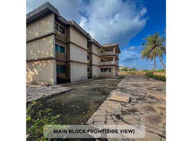 Property for Sale: Prime Location in Apam-Nsawam · Photo 5
