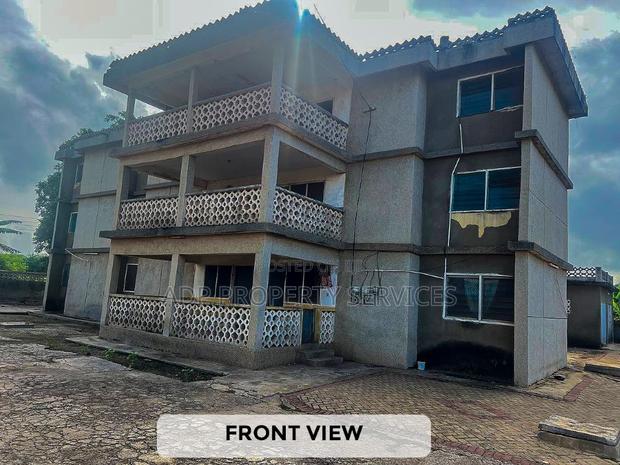 Property for Sale: Prime Location in Apam-Nsawam · Photo 4
