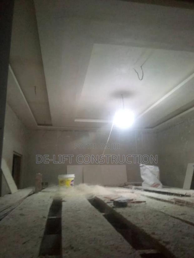 Are You Urgently Looking for a Pop Ceiling Installations · Photo 6