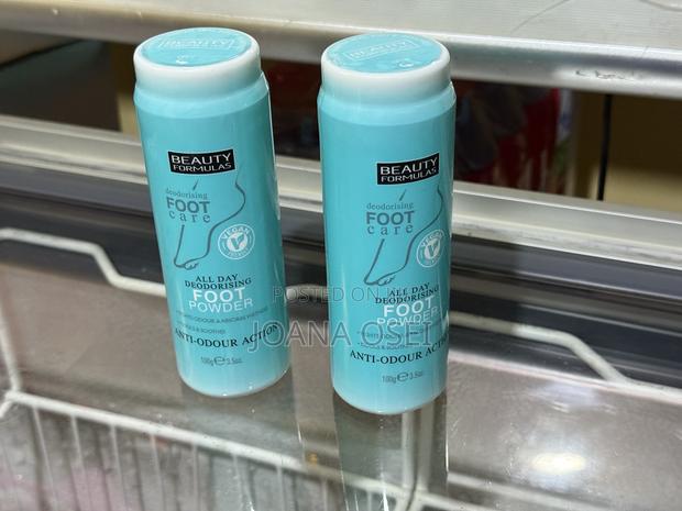 All Day Deodorizing Foot Powder · Photo 1