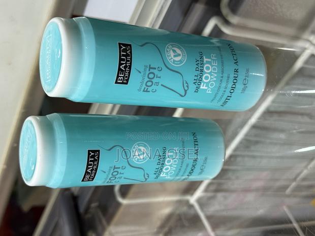 All Day Deodorizing Foot Powder · Photo 2