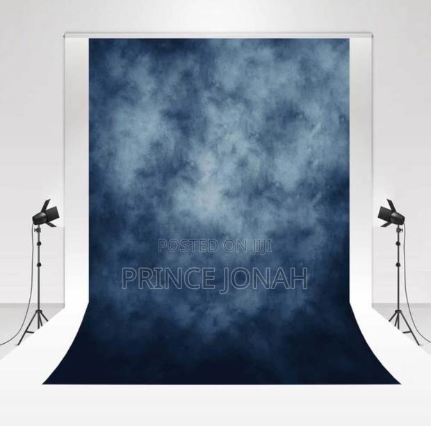 Kate 1.5 * 2.2m/5 * 7ft Classic Textured Blue Backdrop · Photo 1