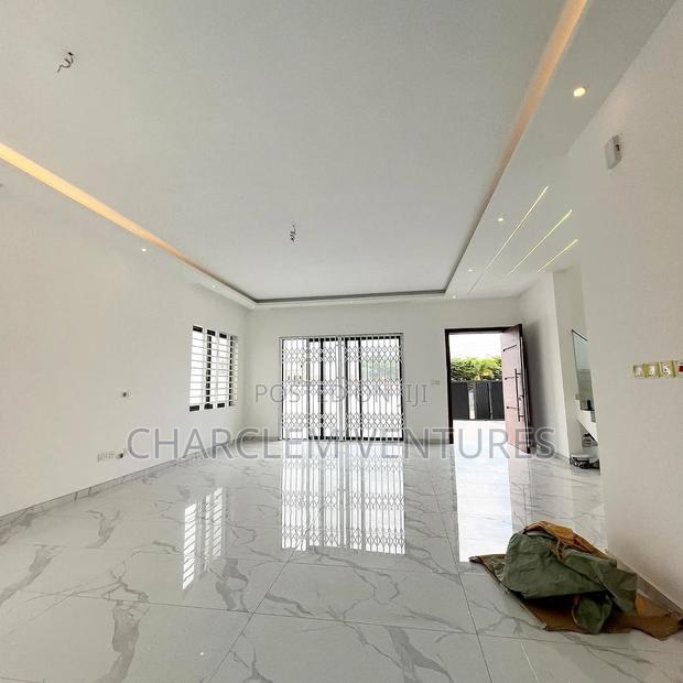 4bdrm House in Charclem Ventures, Sakumono for sale · Photo 4