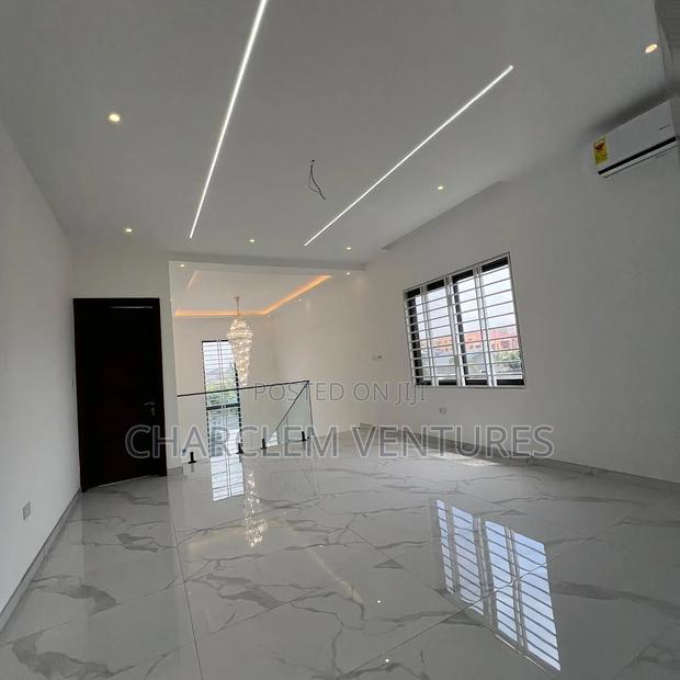 4bdrm House in Charclem Ventures, Sakumono for sale · Photo 7