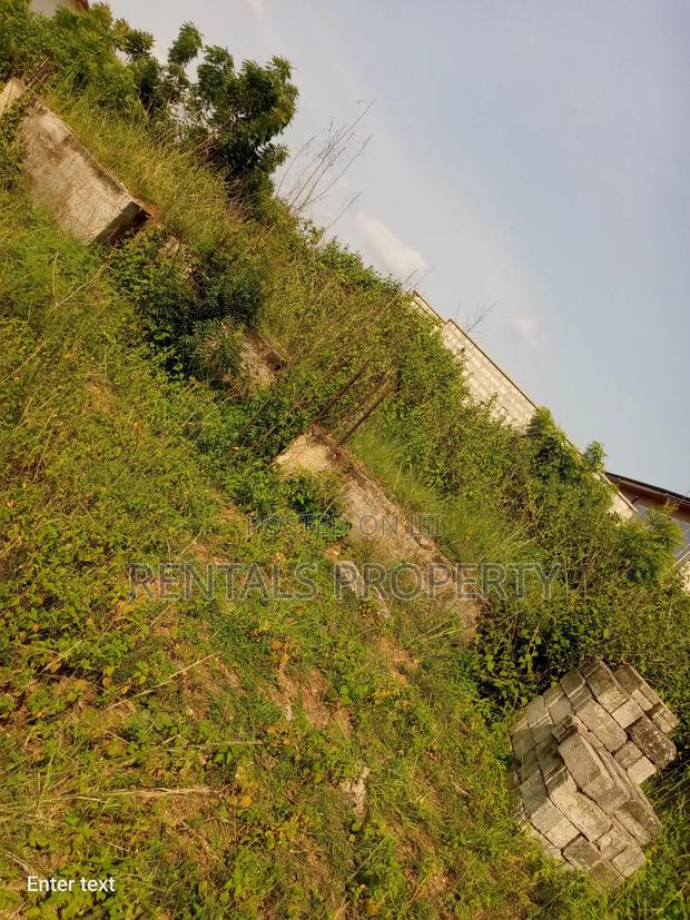 Uncomplet House · Photo 1