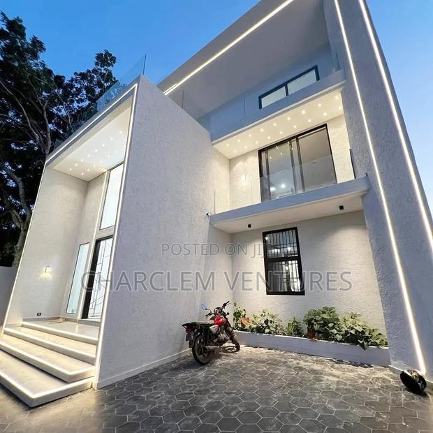 7bdrm House in Charclem Ventures, East Legon for sale · Photo 1