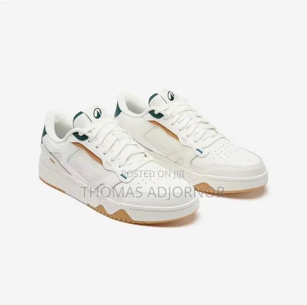Unisex Sneakers · Photo 1