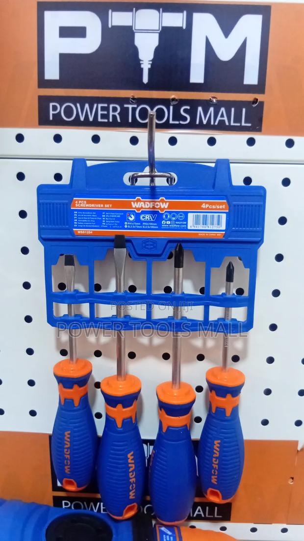 4 PCS Screwdriver Set · Photo 1