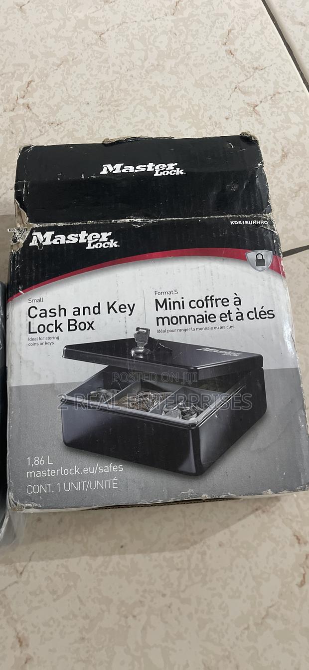 Master Lock Cash And Key Lock Box · Photo 1