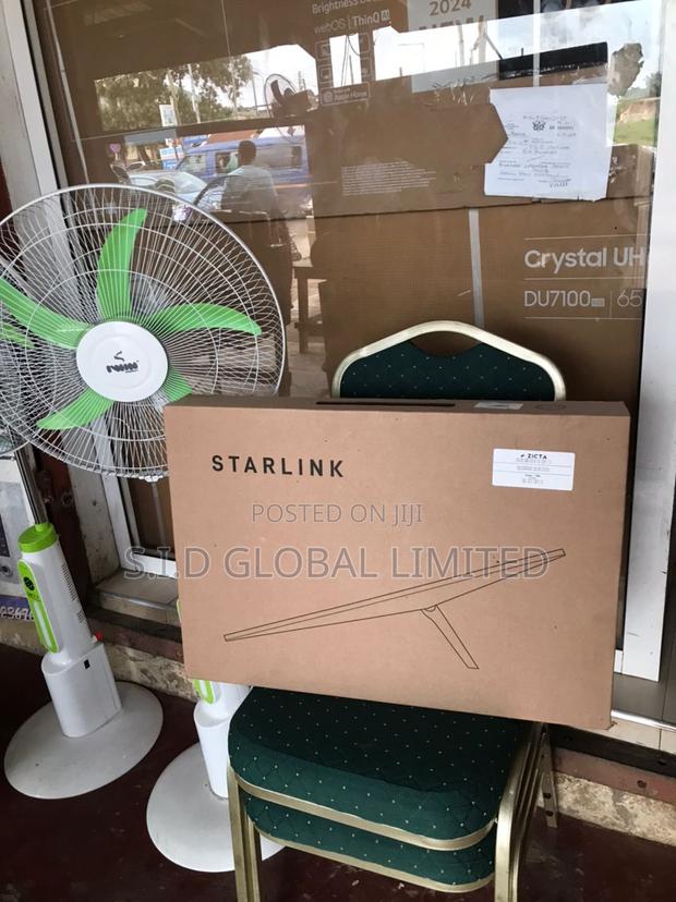 Get Powerful and Fast Internet Starlink Gen 3 Standard Kit · Photo 1