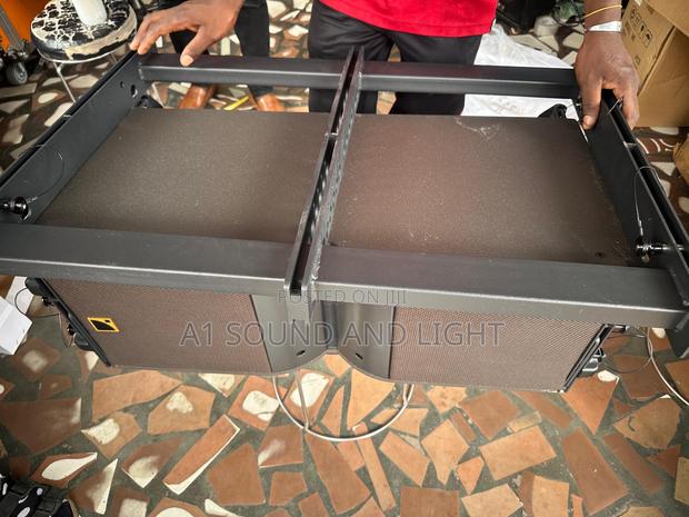 Kara 12 Inches Line Array Speaker · Photo 3