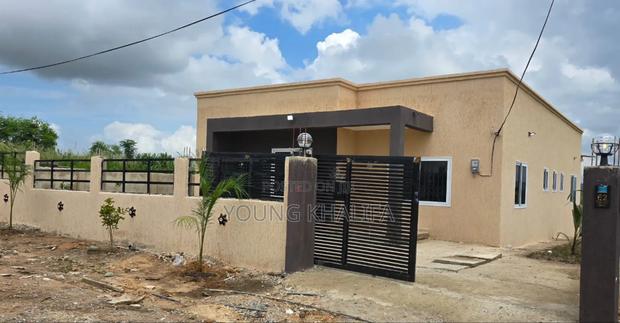 3bdrm House in Ahenfie Estate, Opeikuma for sale · Photo 1