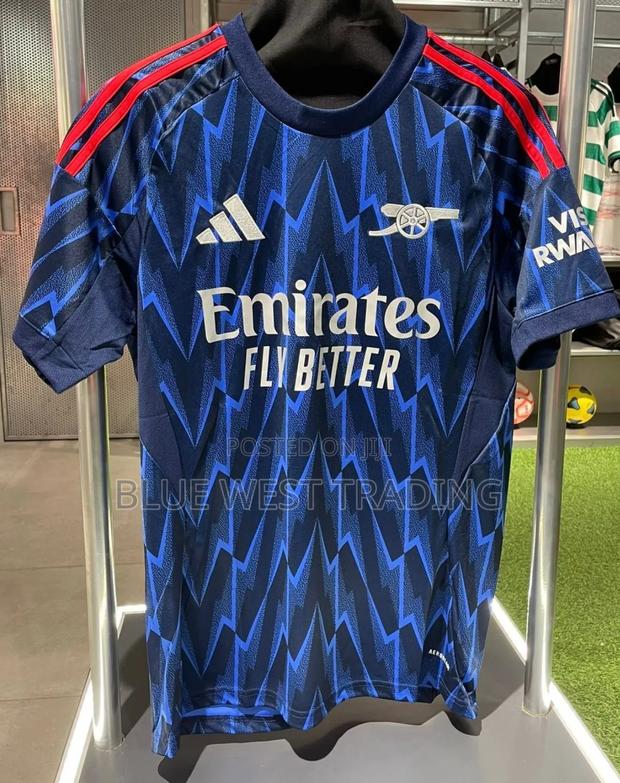 Arsenal 2025/2026 Away Jersey · Photo 1