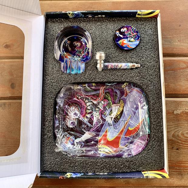 Smoke Set - Rolling Tray,Grinder,Pipe Ashtray · Photo 3